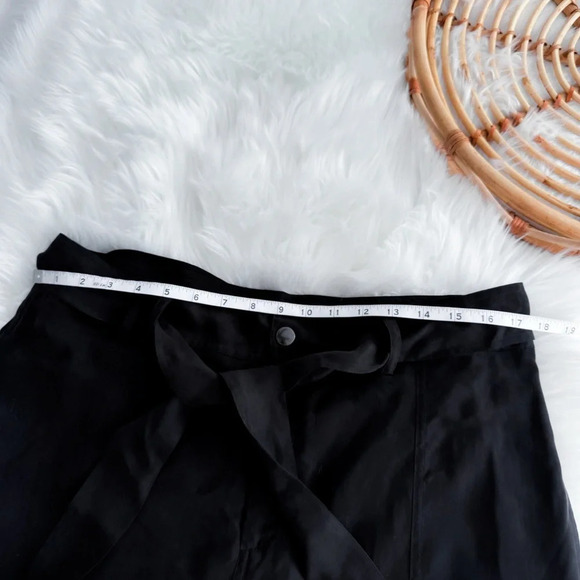 Johnny Was Pete & Greta Jackie Utility Pants Black Tie Belt Tapered Jogger 14 - Picture 13 of 15